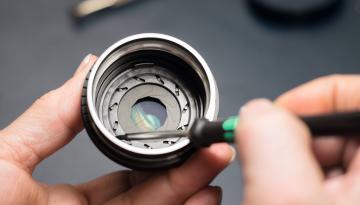 Coulisses Leica : fabrication des objectifs