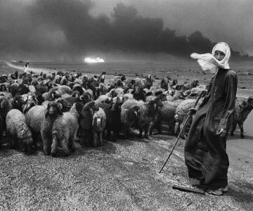 A Desert on Fire, an exhibition of works by Sebastião Salgado. 